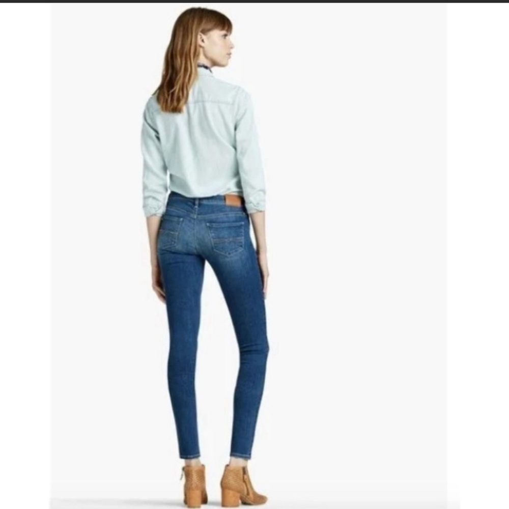 Lucky Brand Charlie Skinny Blue Jeans in Size 2/26.  Medium Wash. - Picture 4 of 13